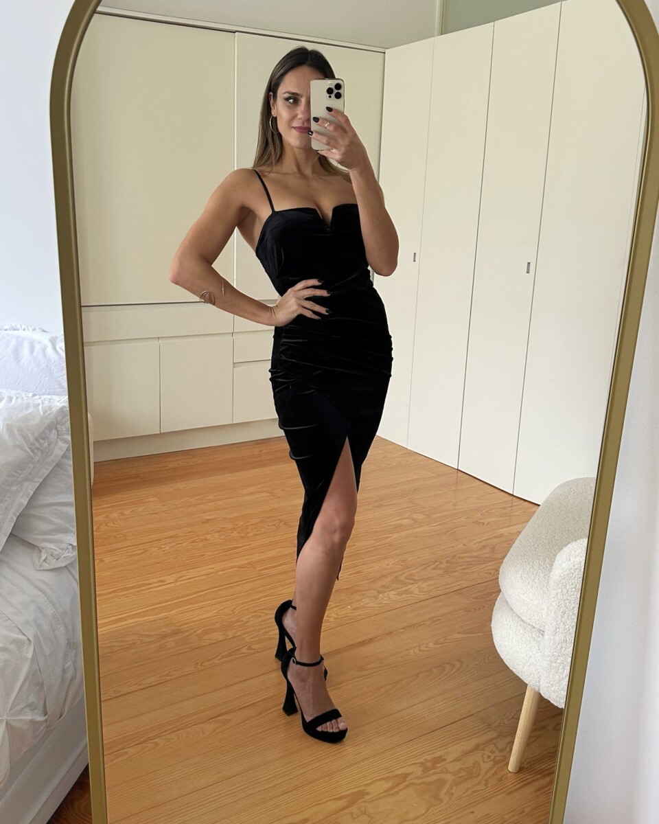Vestido Uve Tirantes Terciopelo - Imagen 7