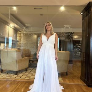 Vestido Dalia Escote Curvy Novia