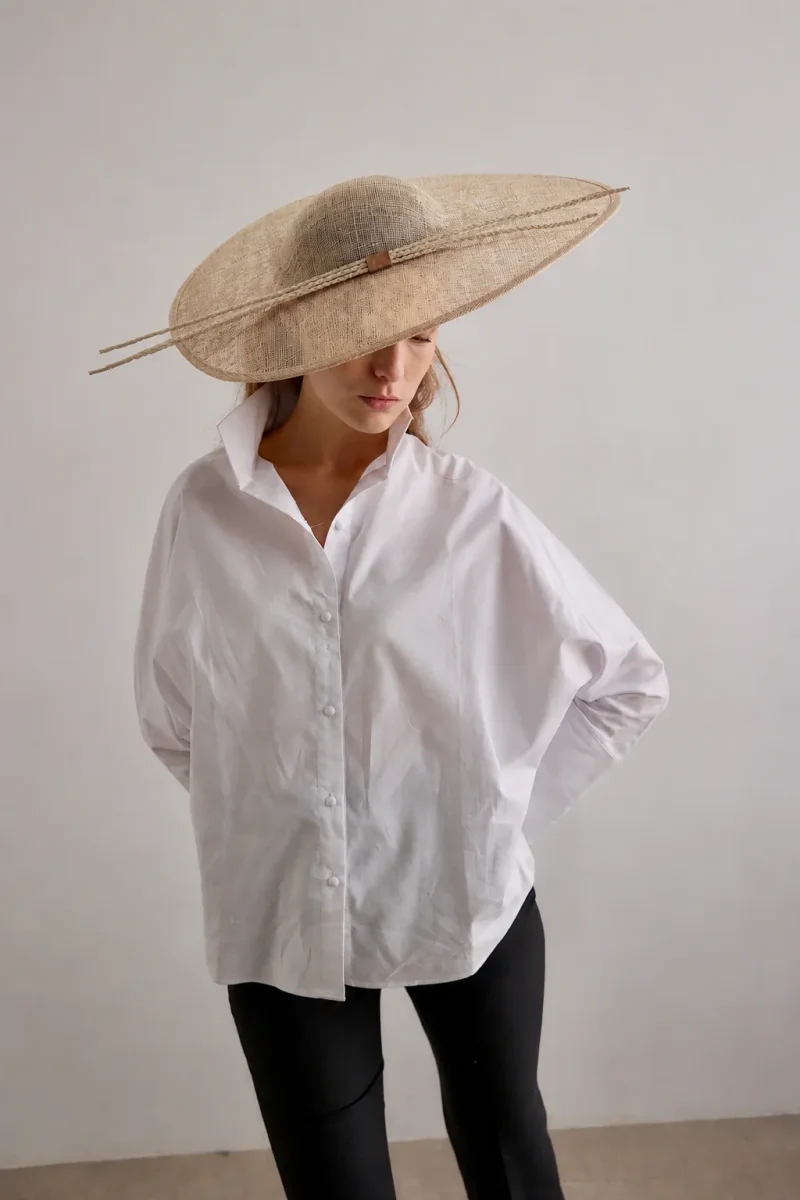 Pamela Eloise beige con raquis preservados