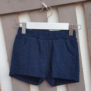 PANTALÓN CORTO NIÑA