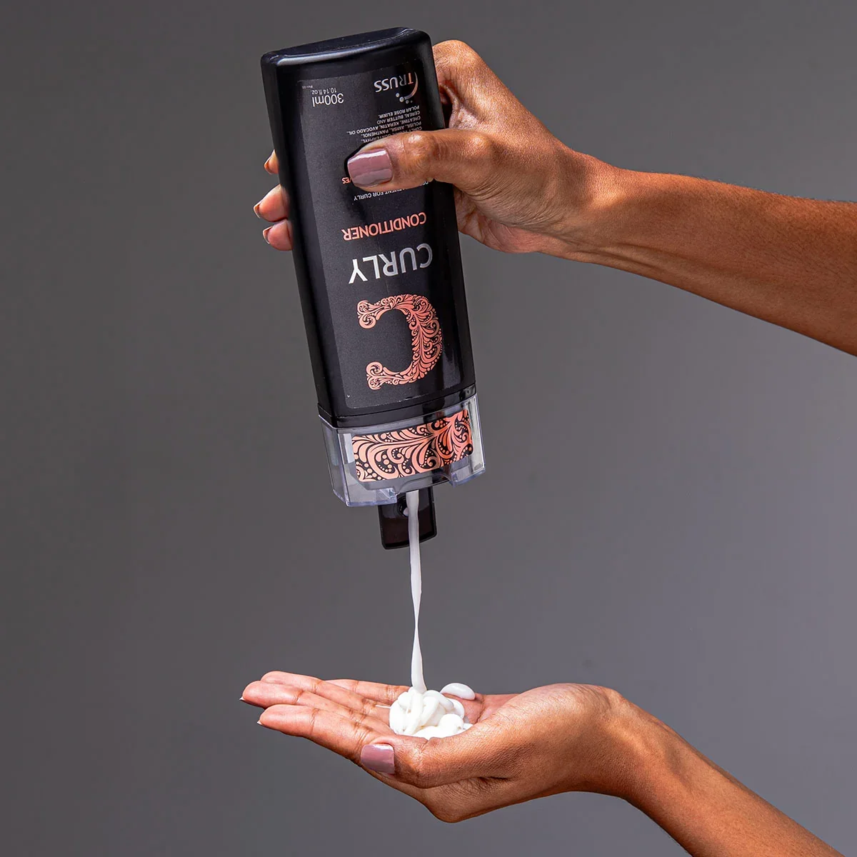 TRUSS Curly Conditioner – 300 ml - Imagen 3