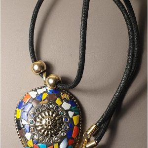 COLGANTE MUJER PICO MULTICOLOR