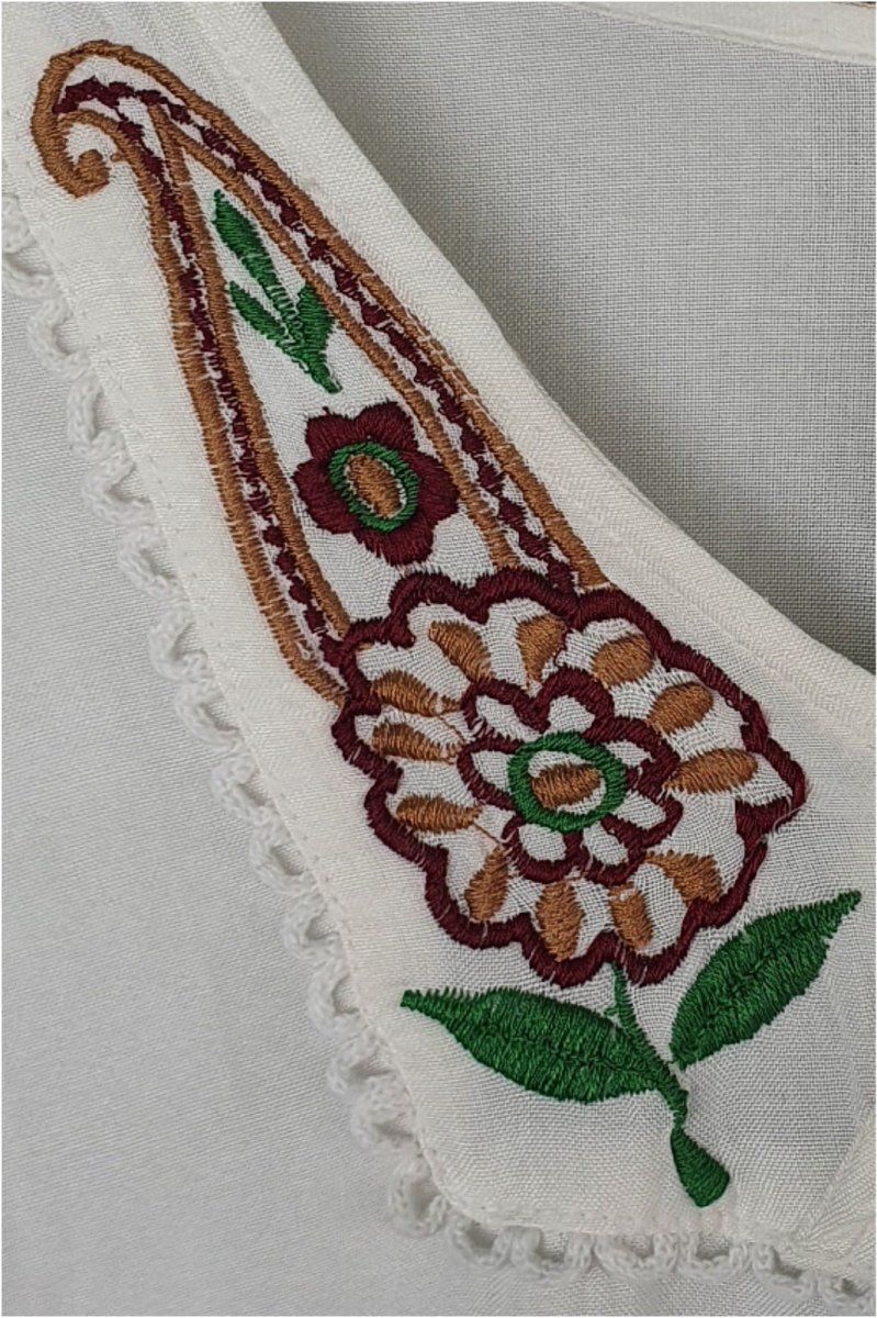 Blusa mujer bordada con flecos - Imagen 3