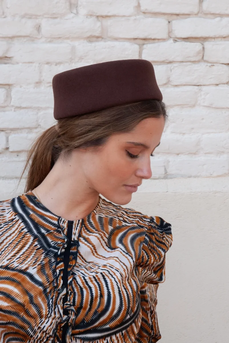 Tocado Casquete Jackie chocolate - Imagen 2