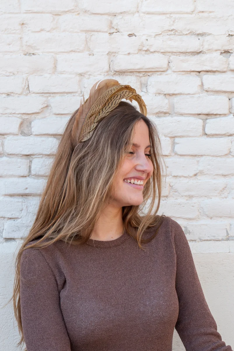 Diadema Chandler Camel - Imagen 3