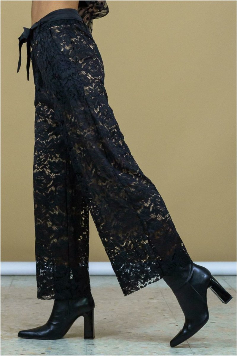 Pantalón mujer encaje negro - Imagen 3