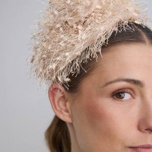 Tocado Ascuas beige