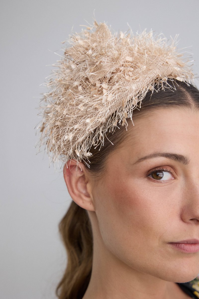 Tocado Ascuas beige