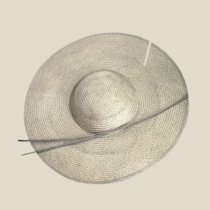 Pamela Lila gris