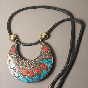 COLGANTE MUJER LUNA MULTICOLOR CORDON