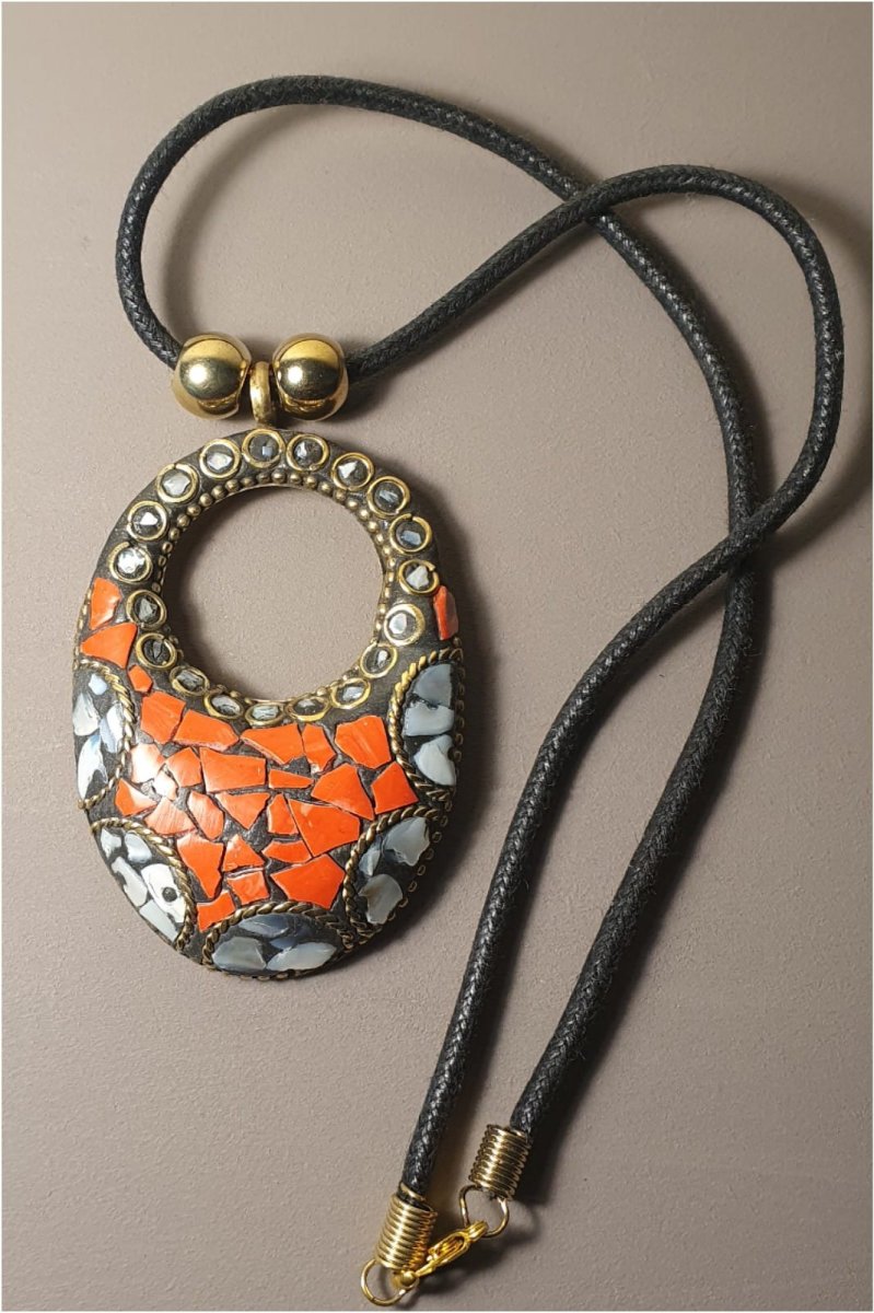 COLGANTE MUJER OVAL CIRCULO ROJO - Imagen 2