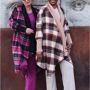 Abrigo mujer estampado de cuadros