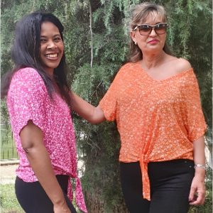 Blusa estampada mujer con nudo