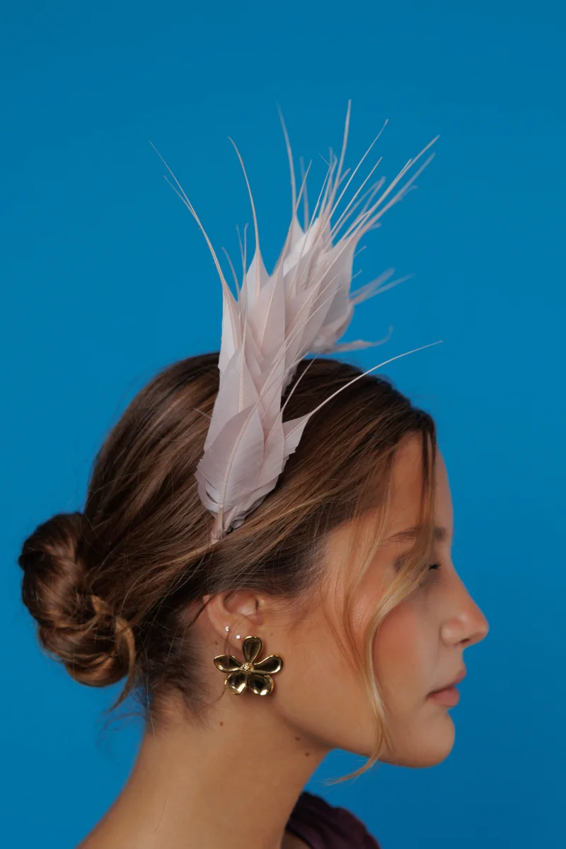 Diadema Avestruz mini blanca - Imagen 4