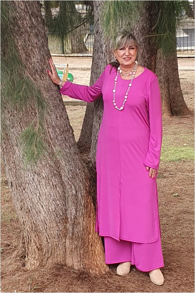Elegante conjunto mujer punto seda
