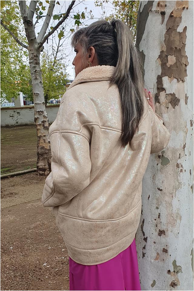 Chaqueta mujer brillo con borreguito - Imagen 5