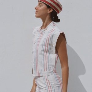 Casquete Celine de rayas beige y rojo