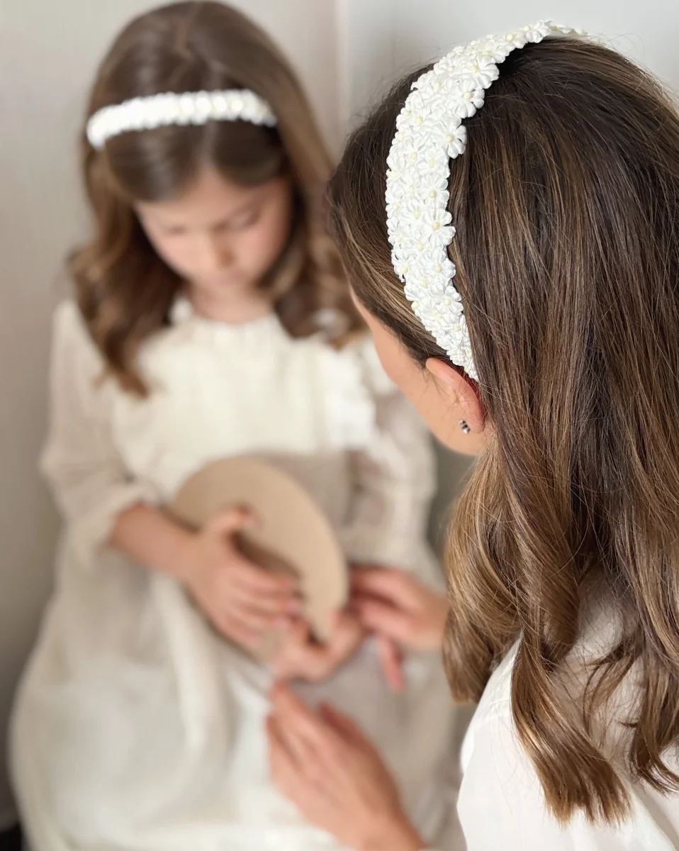 Diadema Zinia blanca - Imagen 2