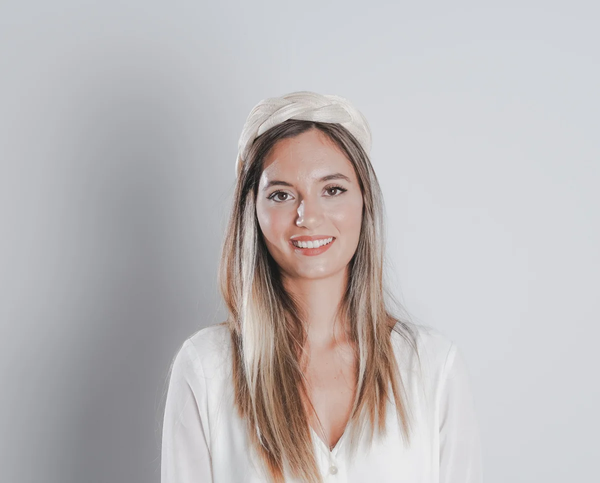 Diadema Infanta beige - Imagen 4