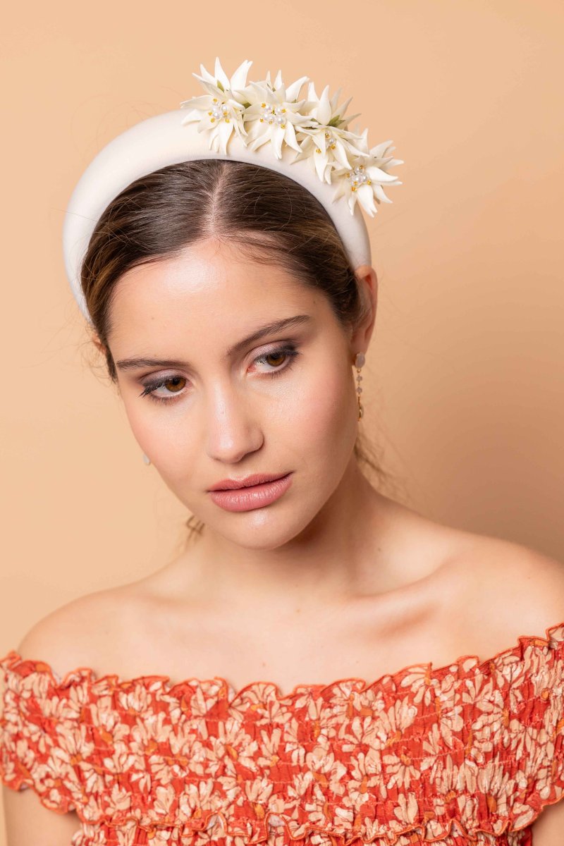 Diadema Constantina blanca - Imagen 4