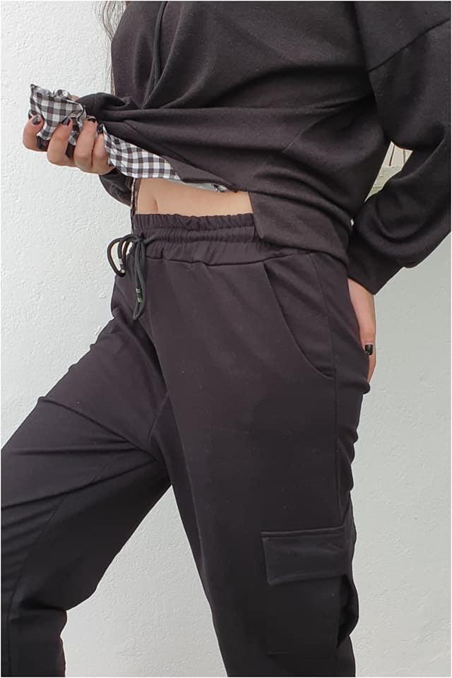 Pantalón mujer cargo - Imagen 5