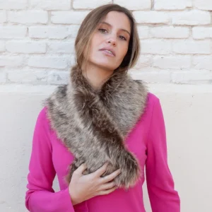 Cuello de pelo Marrón