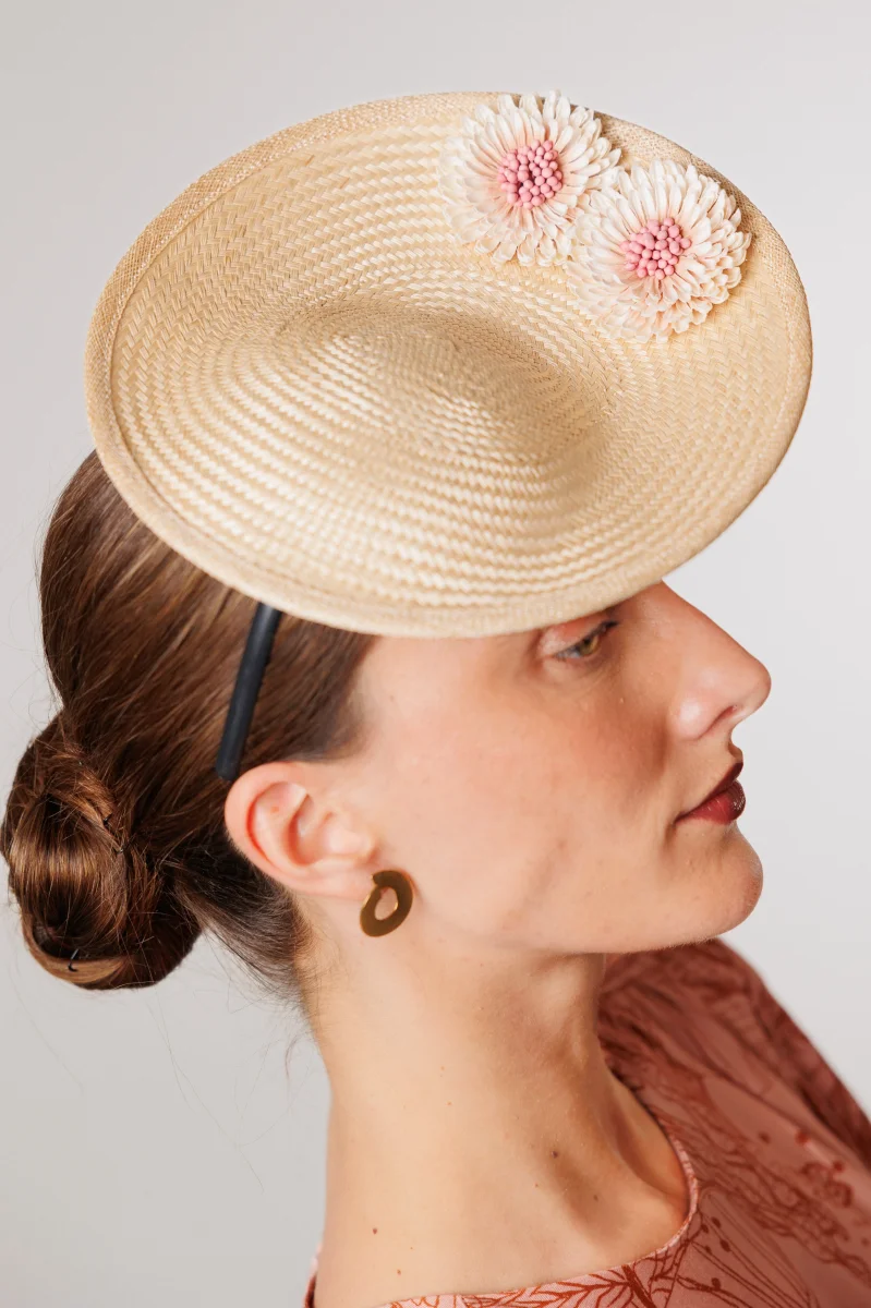 Tocado Berna beige - Imagen 2