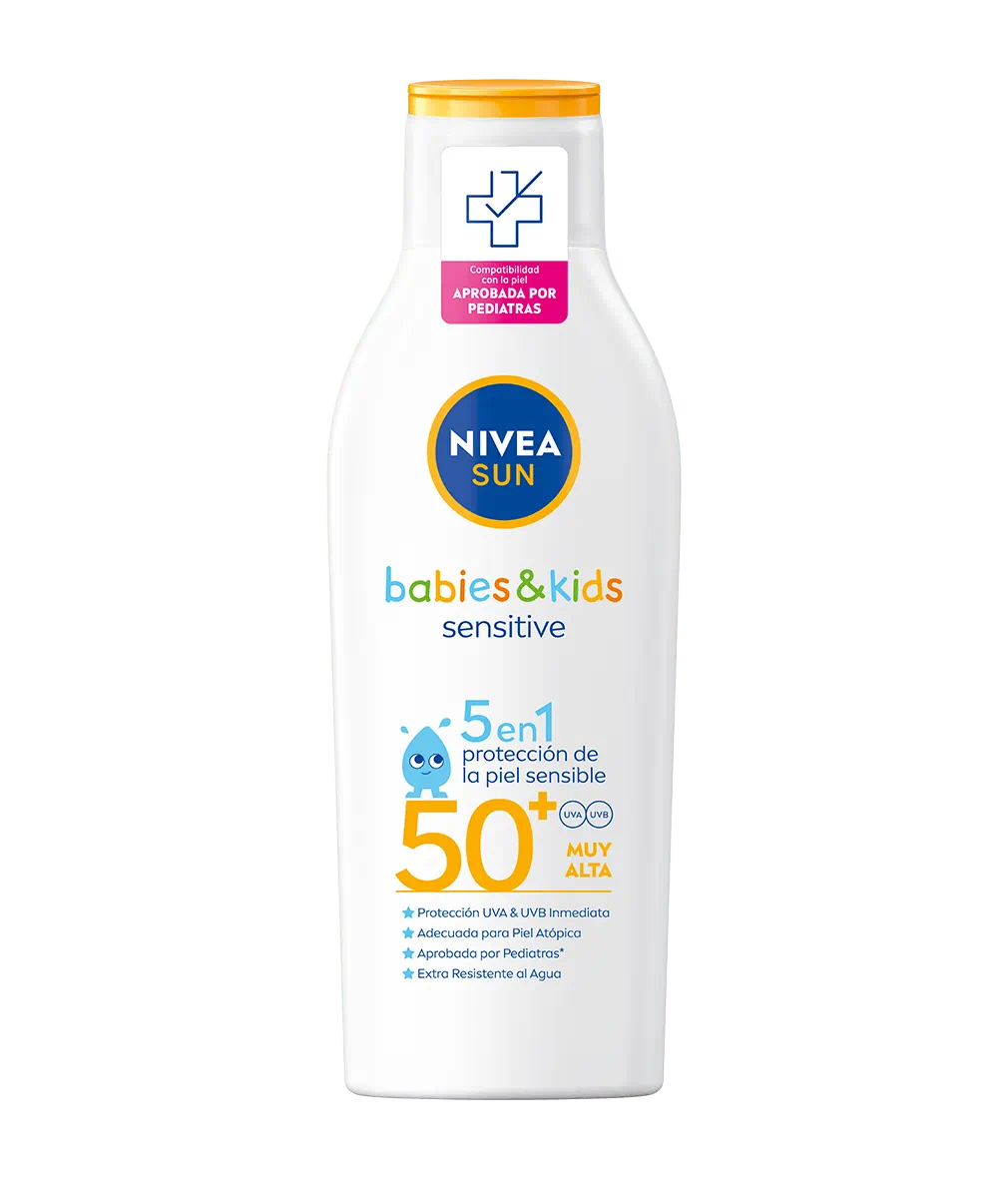 NIVEA SUN Babies & Kids Sensitive 5 en 1 – Loción Solar FPS 50 Protección solar alta para la piel sensible de bebés y niños - Imagen 2