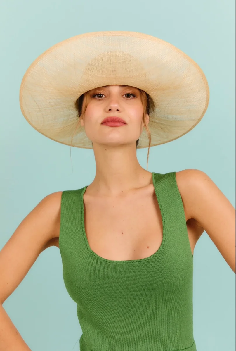 Pamela Amaya Beige