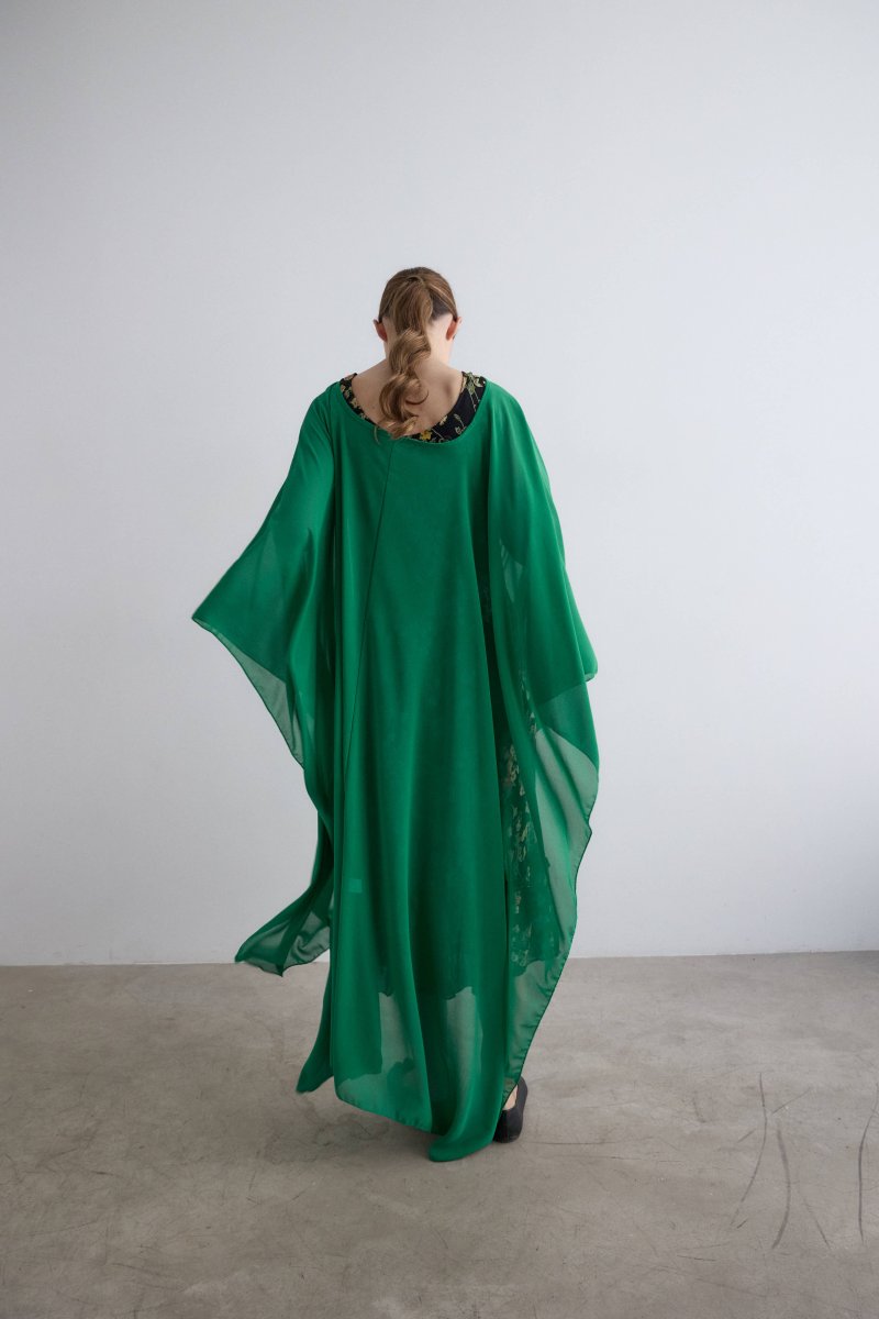 Capa de crepe larga verde - Imagen 7
