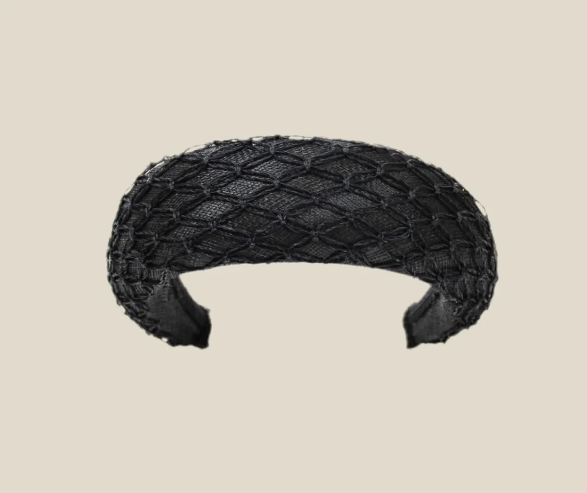 Diadema Roca de sinamay negra con redecilla - Imagen 3