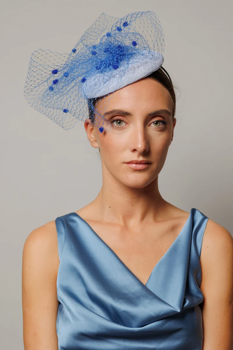 Tocado Meghan azul