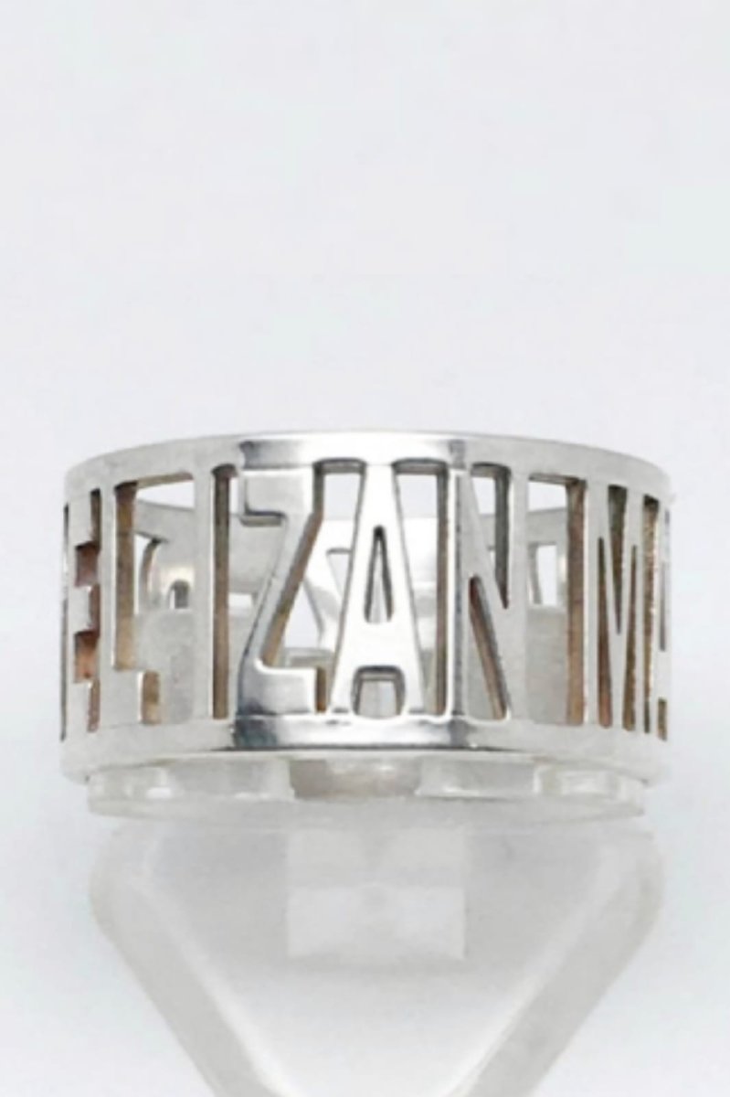Anillo nombres troquelados de plata de ley - Imagen 4