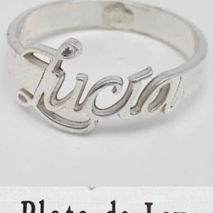 Anillo nombre troquelado de plata de ley