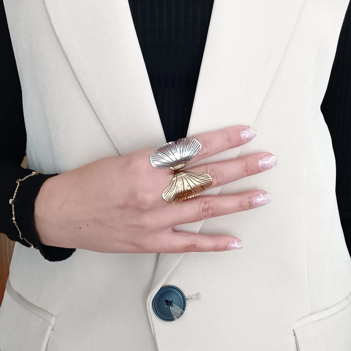 Anillo AISHA Acero Dorado - Imagen 5