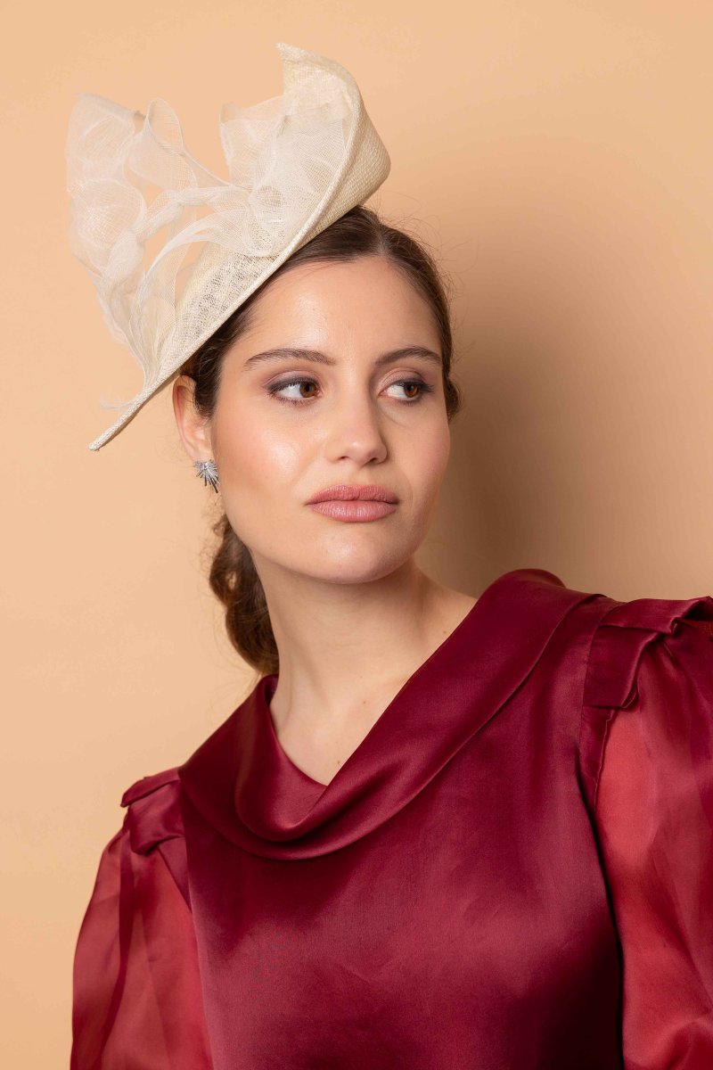 Tocado Brianda beige - Imagen 2