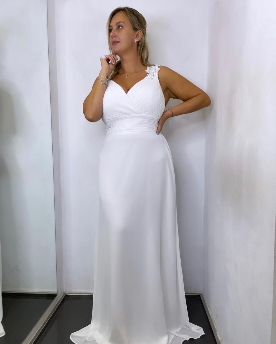 Vestido Curvy Pétalos Novia - Imagen 4