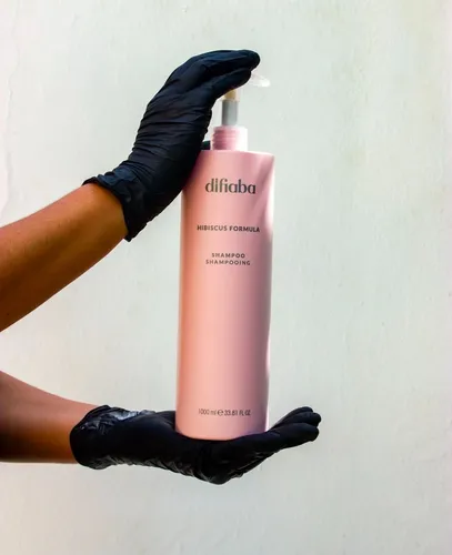 DIFIABA Hibiscus Formula Shampoo – 1000 ml Shampoo profesional para limpieza suave, hidratación y brillo - Imagen 4