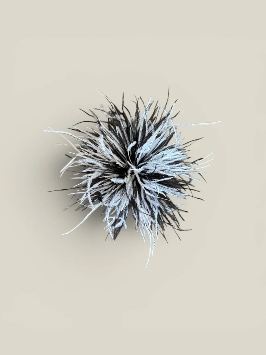 Tocado Pompón negro y blanco