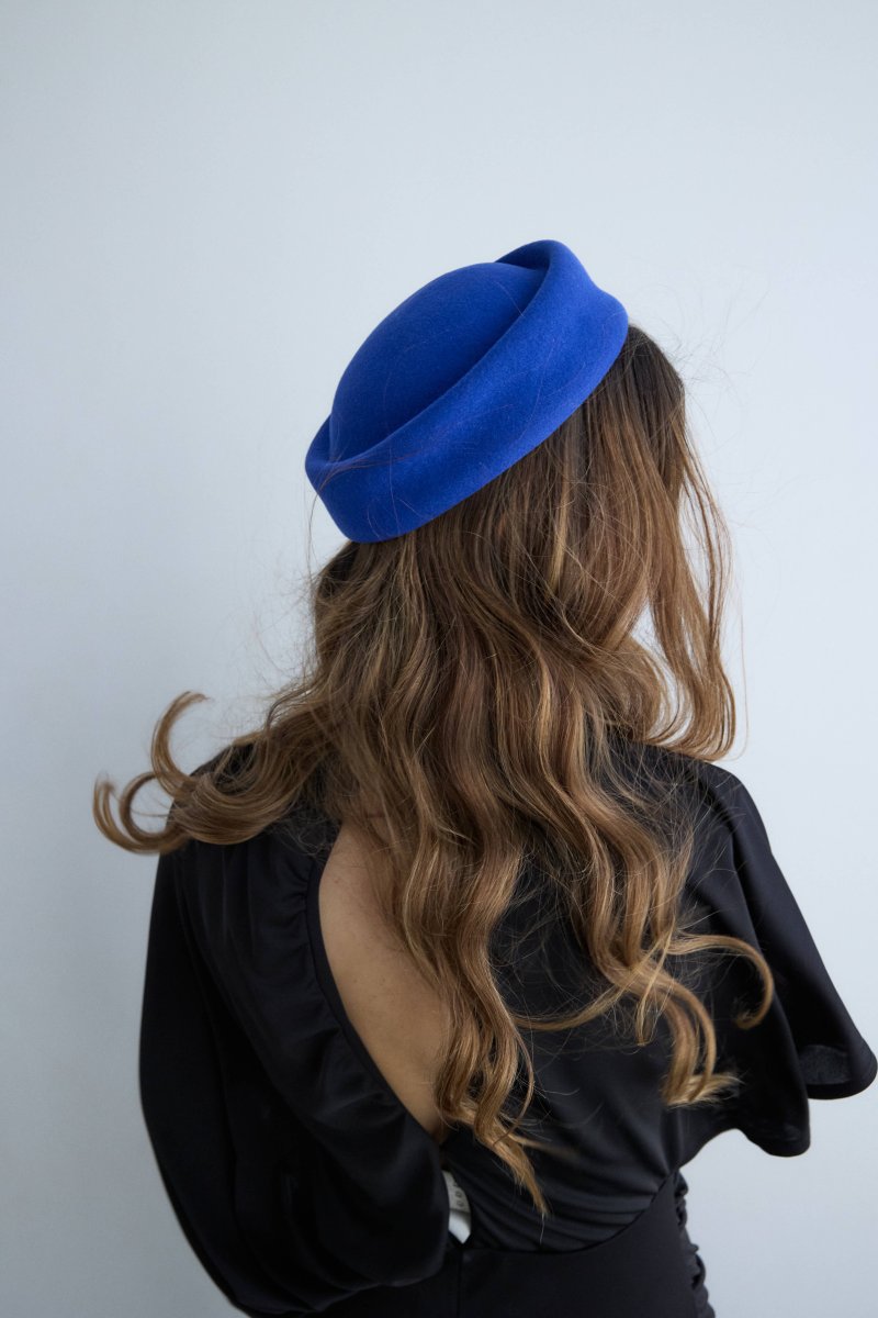 Tocado Casquete Jackie azul klein mini - Imagen 2