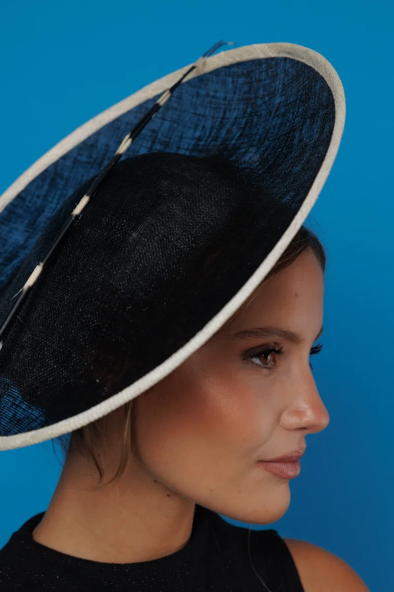 Tocado Renata negro y beige - Imagen 4