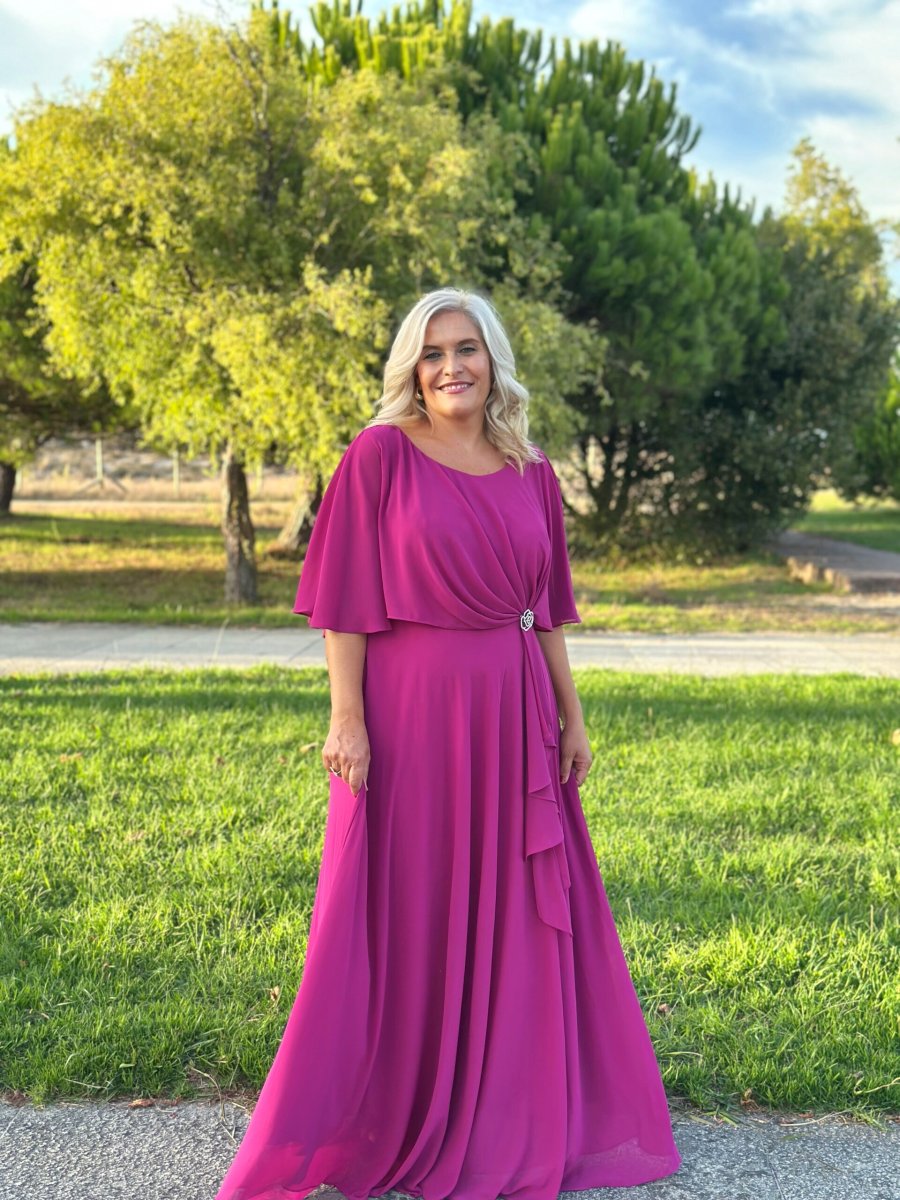 Vestido Capa Broche Flor Curvy - Imagen 4