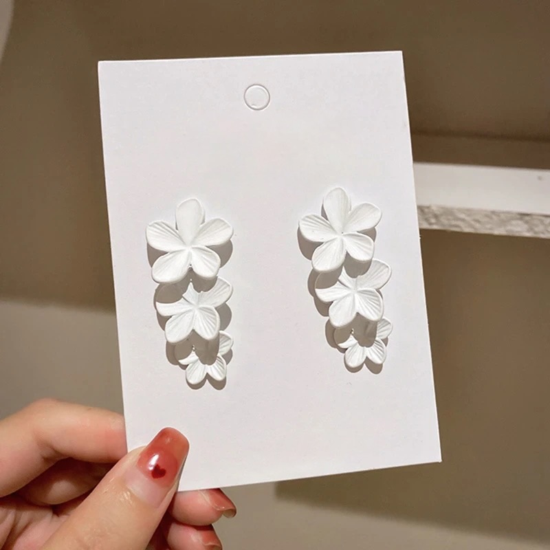Pendientes Flores Blancas - Imagen 3