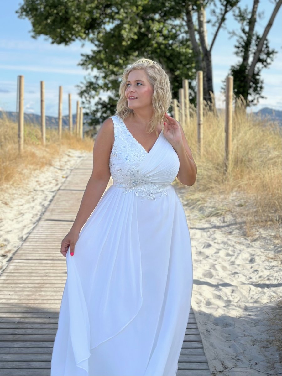 Vestido Curvy Chal Novia - Imagen 2