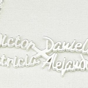 GARGANTILLA PLATA INFINITO CUATRO NOMBRES PERSONALIZADO