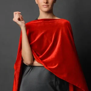 Capa de terciopelo roja