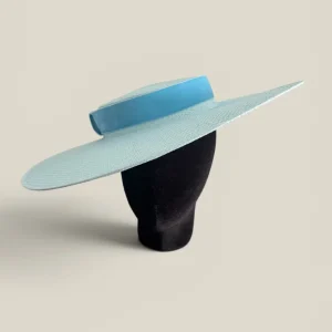 Canotier Amazona azul con cinta de terciopelo