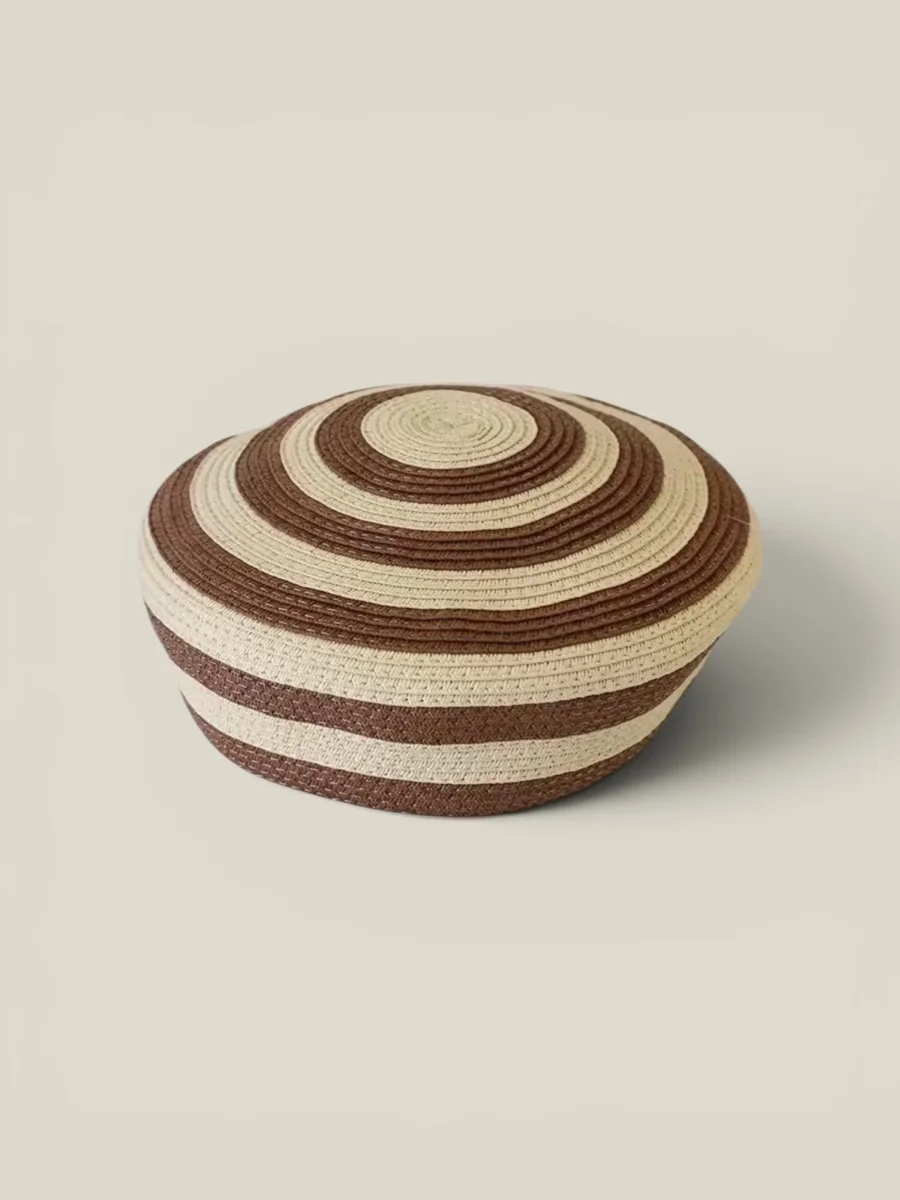 Casquete Celine de rayas beige y chocolate - Imagen 3