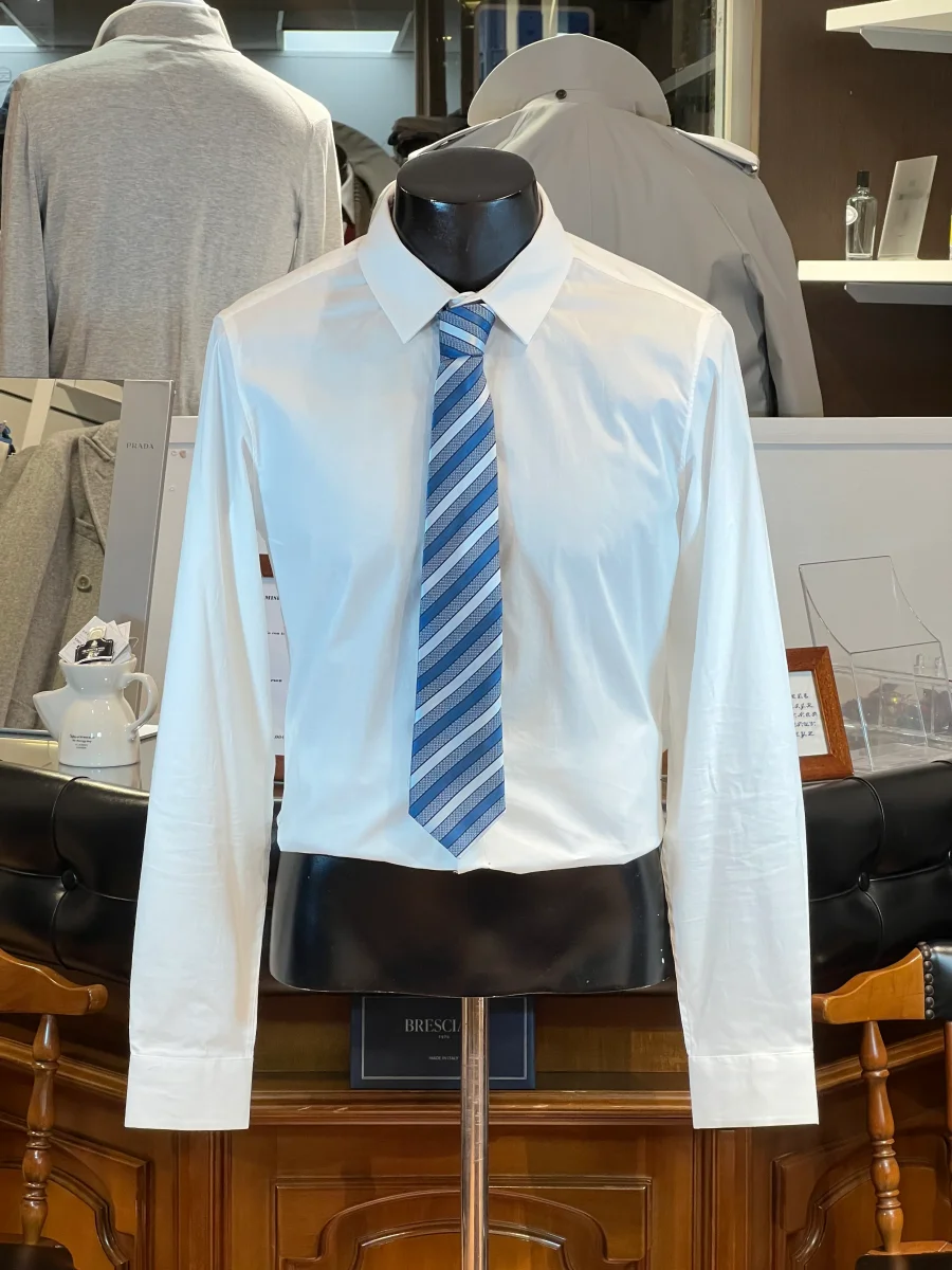 Corbata de Seda Canali (Textura y Rayas en Tonos Azules) - Imagen 2