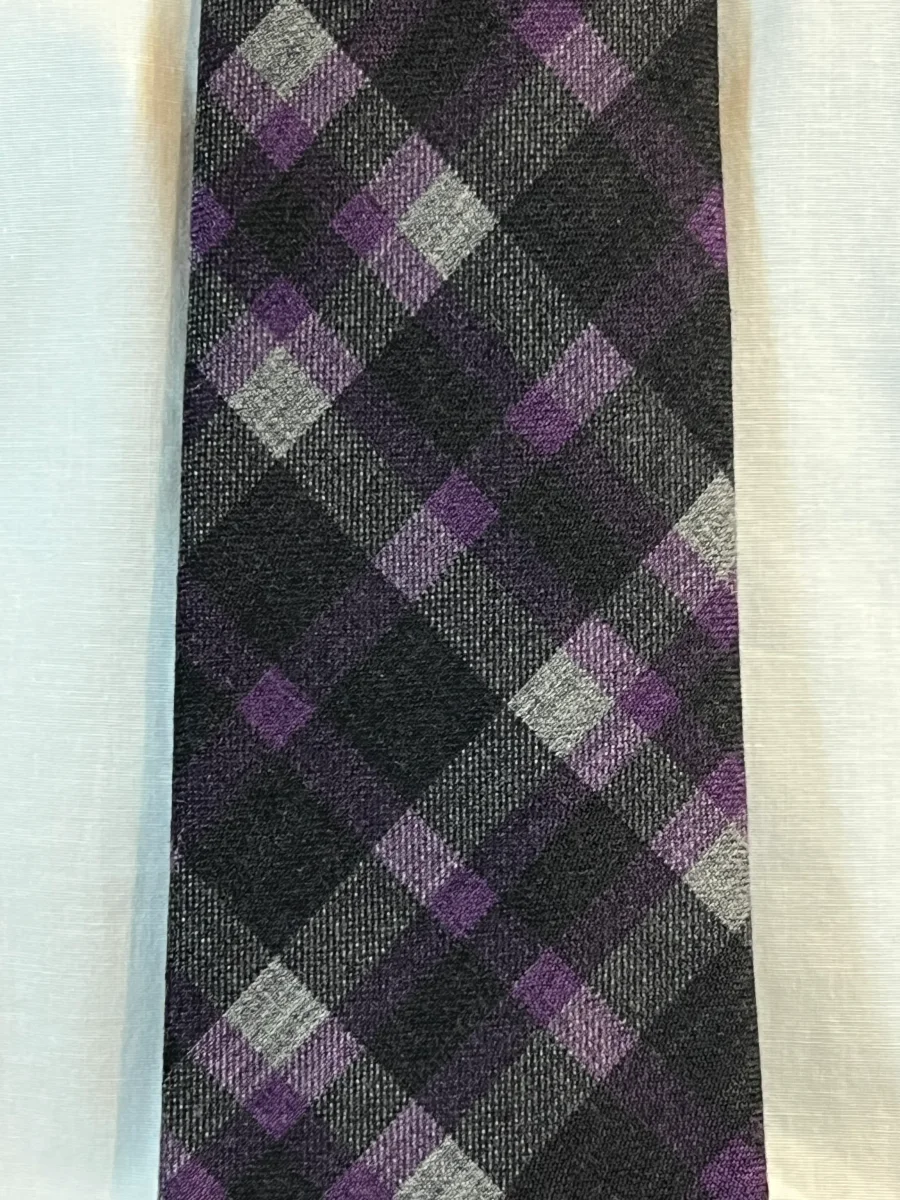 Corbata JB de Lana (Cuadros Escoceses Púrpura y Gris) - Imagen 3